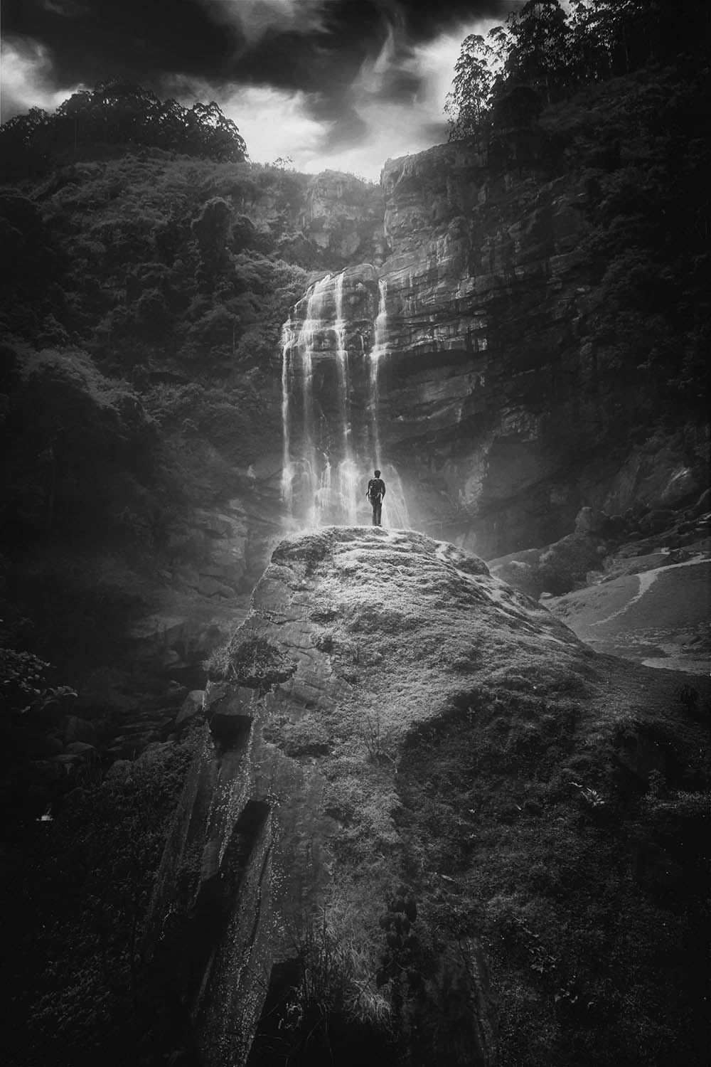 Camera: Canon EOS 7D, Focal: 12.0mm, Exposure: 0.01s